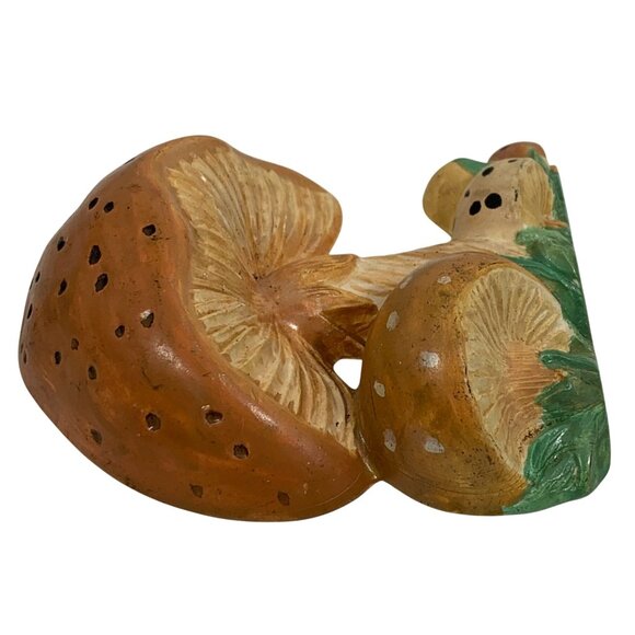 1970s Hand-Painted Decorative Groovy Mushroom Plaster Chalkware Wall Decor - Picture 3 of 6
